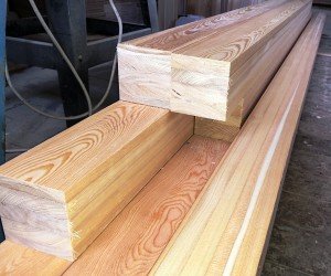 Клееный брус из лиственницы класс А 100x100x6000 мм