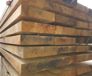 Обрезная доска из лиственницы 40x200x6000 мм