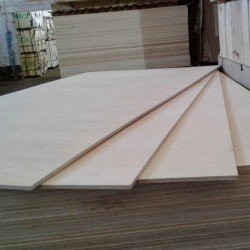 Фанера фк калиброванная 9x1525x1525 мм