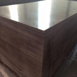 Фанера ламинированная 15x1250x2500 мм